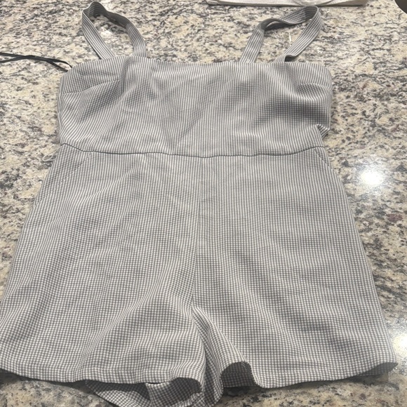 Forever 21 Other - Forever 21 Gray Gingham Bodysuit